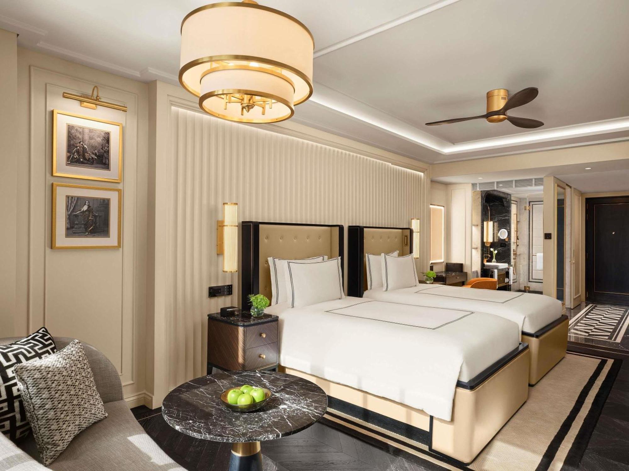 Fairmont Twin Room Pool View Complimentary Airport Transfers T1 & T2 Soft Mini Bar Daily 4 Piece LaundryNon Cumulative on dining barring IRD & tobacco Book a 60-Min Spa Session & on Cryotherapy*,1735283034:JPEG